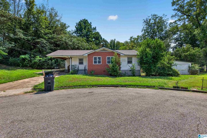 Property Photo:  201 Sanford Drive  AL 35215 