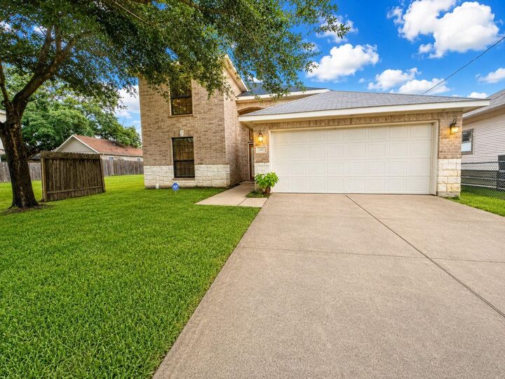 Property Photo:  1602 Halpern Street  TX 77009 