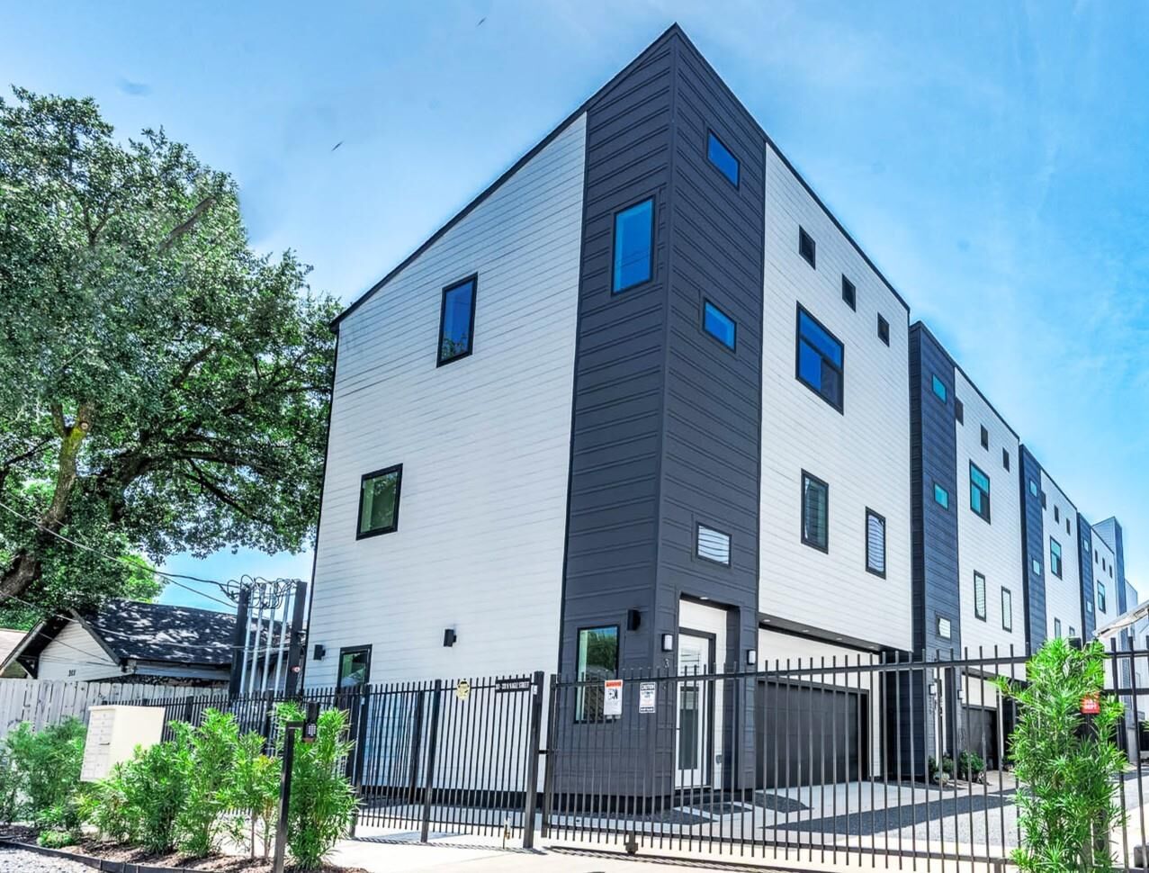 Property Photo:  327 N Nagle Street  TX 77003 
