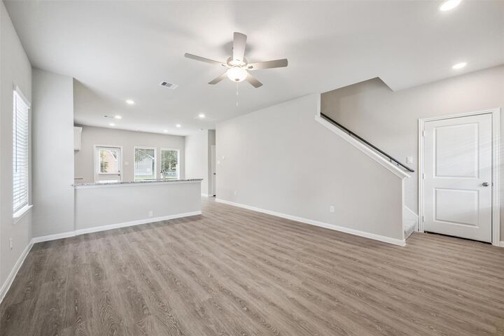 Property Photo:  1723 Thompson Street  TX 77568 