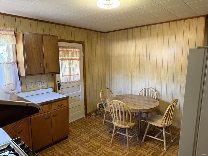 Property Photo: 1051 Pennsylvania Avenue IN 46563