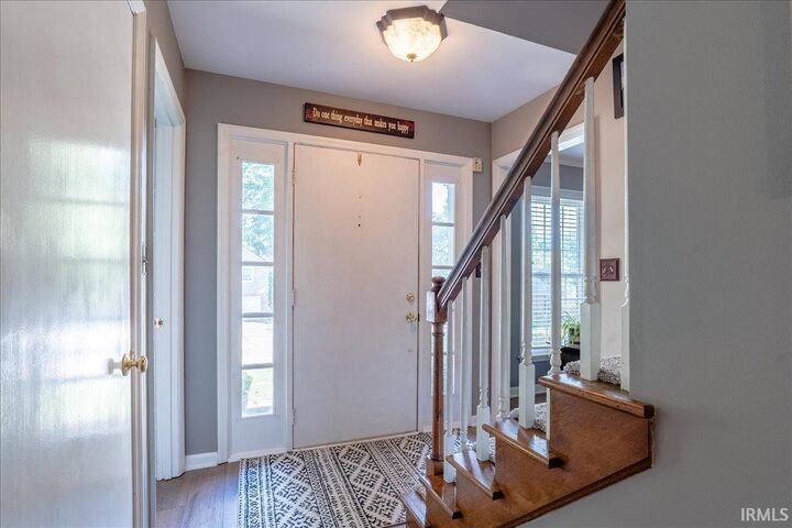 Property Photo: 7611 Nottingham Drive IN 47630