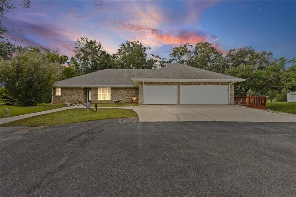 Property Photo:  22996 Miflin Road  AL 36535 