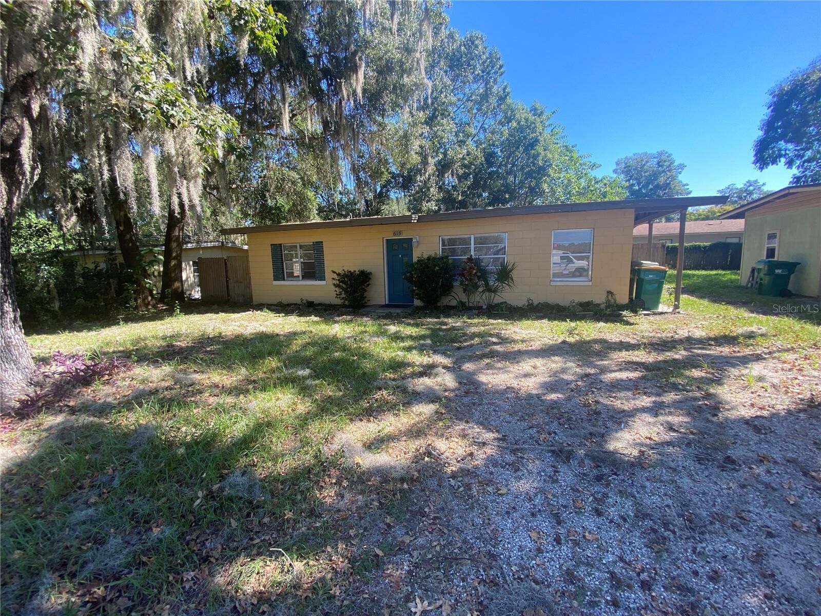 Property Photo:  615 Danvers Street  FL 32726 