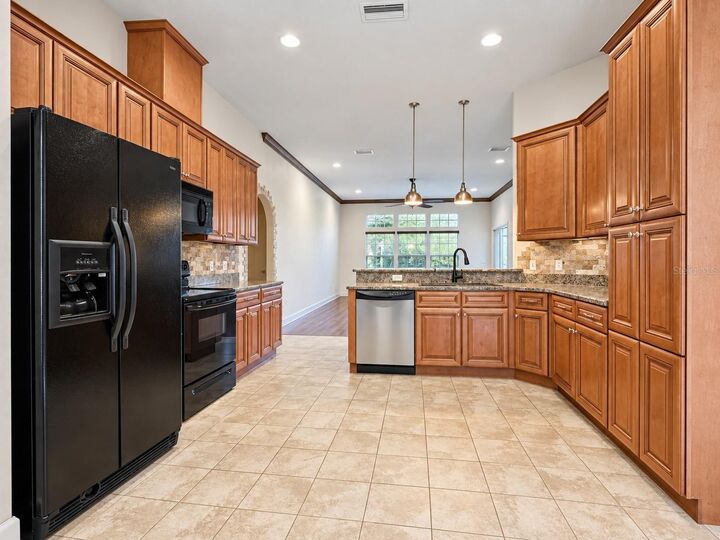 Property Photo:  11774 NW 60th Drive  FL 32615 