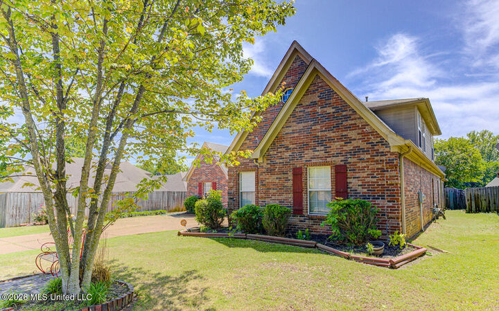 Property Photo:  3141 Peachtree Drive  MS 38672 