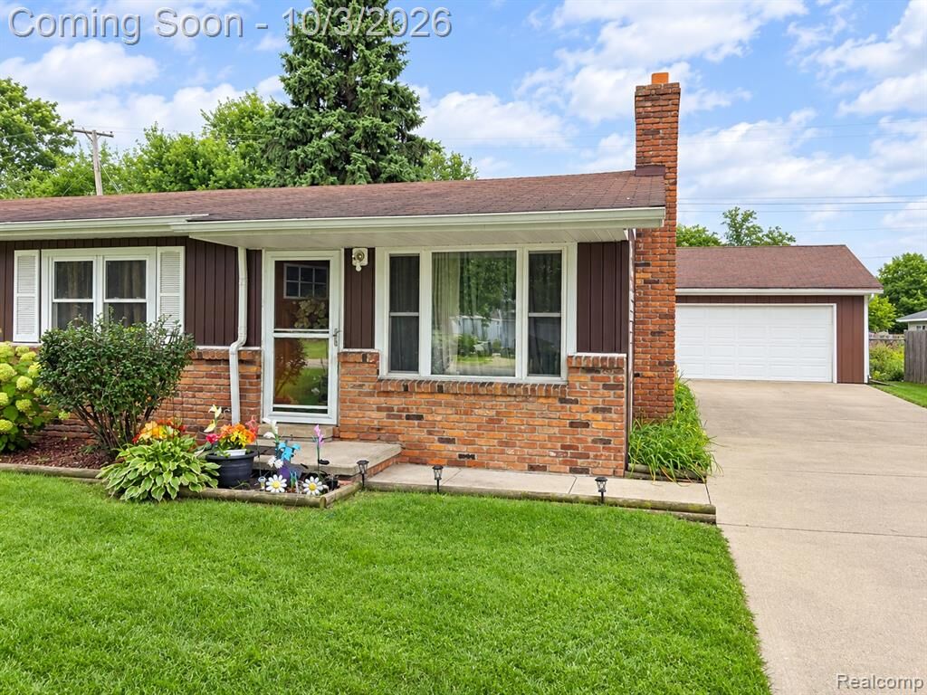 Property Photo:  1207 Sunset Street  MI 48162 