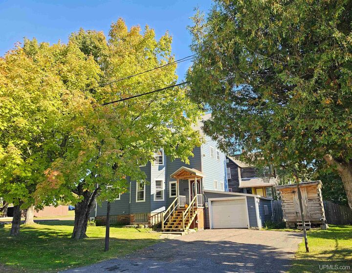 Property Photo:  56226 Union Street  MI 49913 