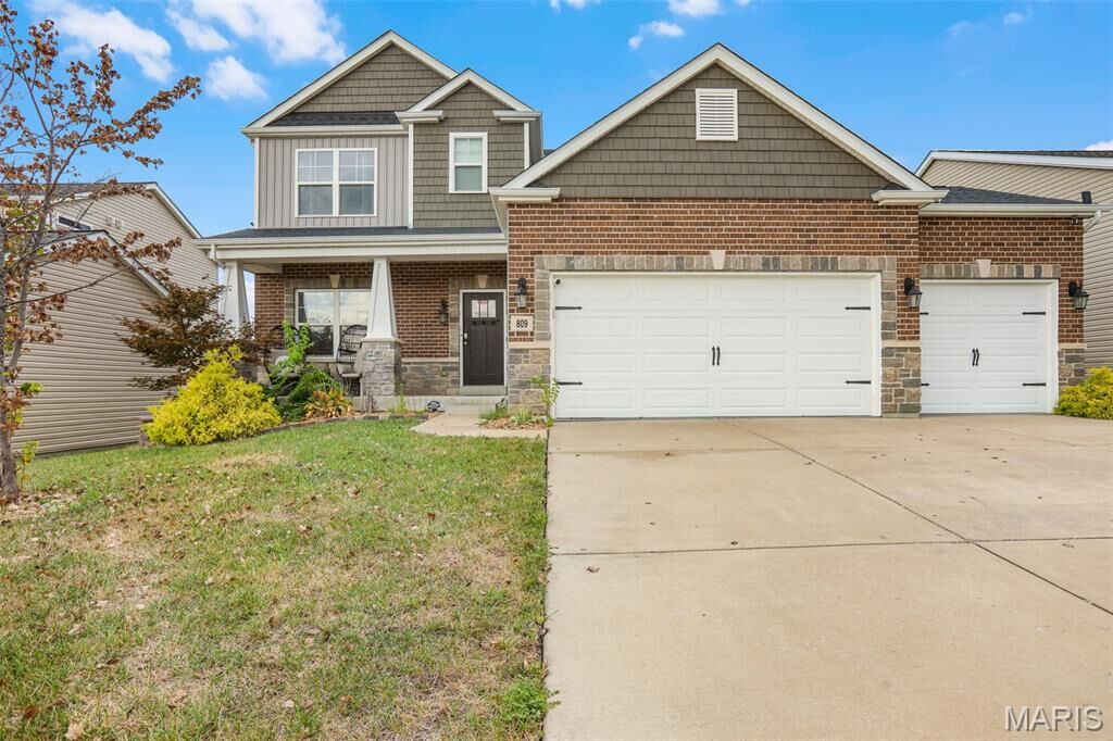 Property Photo:  809 Grant Park Court  MO 63385 