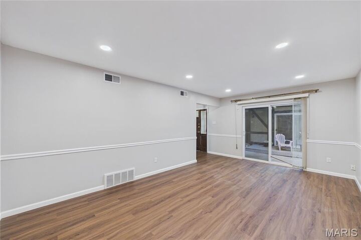 Property Photo:  1062 Woodgate Drive  MO 63122 