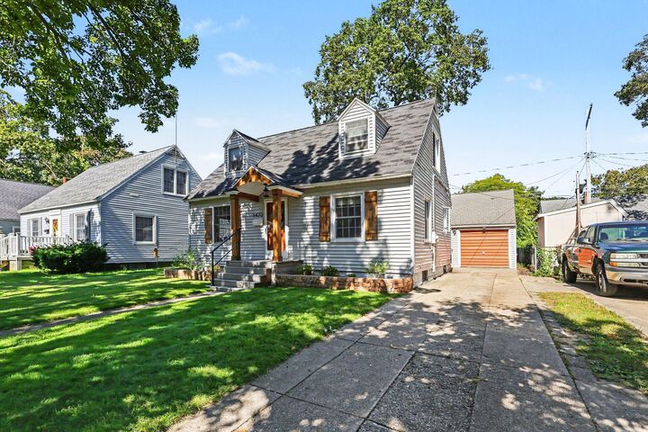 Property Photo: 1472 Montague Avenue MI 49441