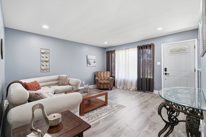 Property Photo:  18460 Oakwood Avenue  IL 60438 