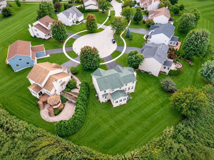 Property Photo:  831 Bach Court  IL 60098 