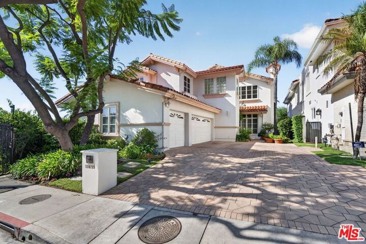 Property Photo:  12699 Promontory Road  CA 90049 