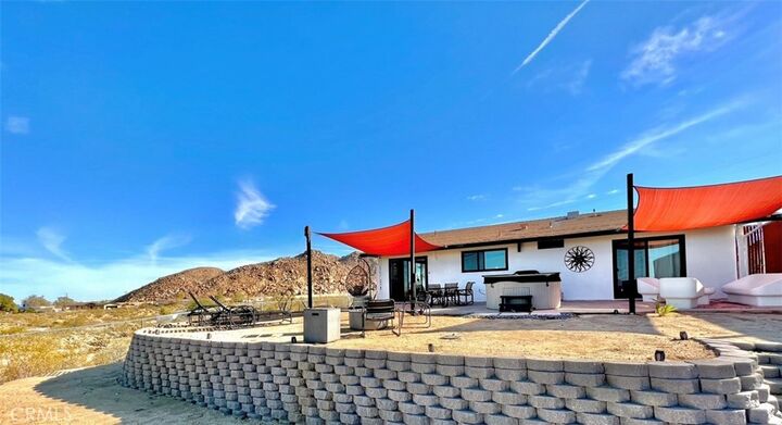 Property Photo: 61910 Sunburst Circle CA 92252