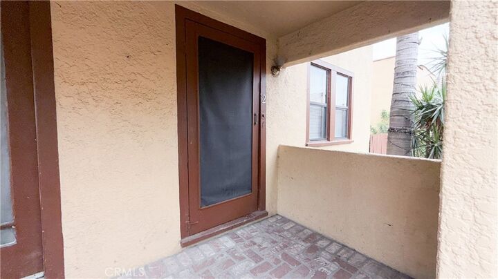Property Photo:  5031 Bakman Avenue 2  CA 91601 