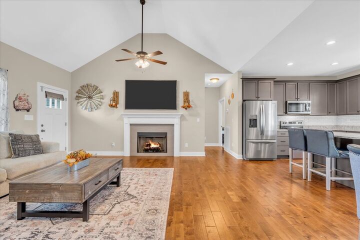 Property Photo:  555 New Deal Potts Rd  TN 37048 