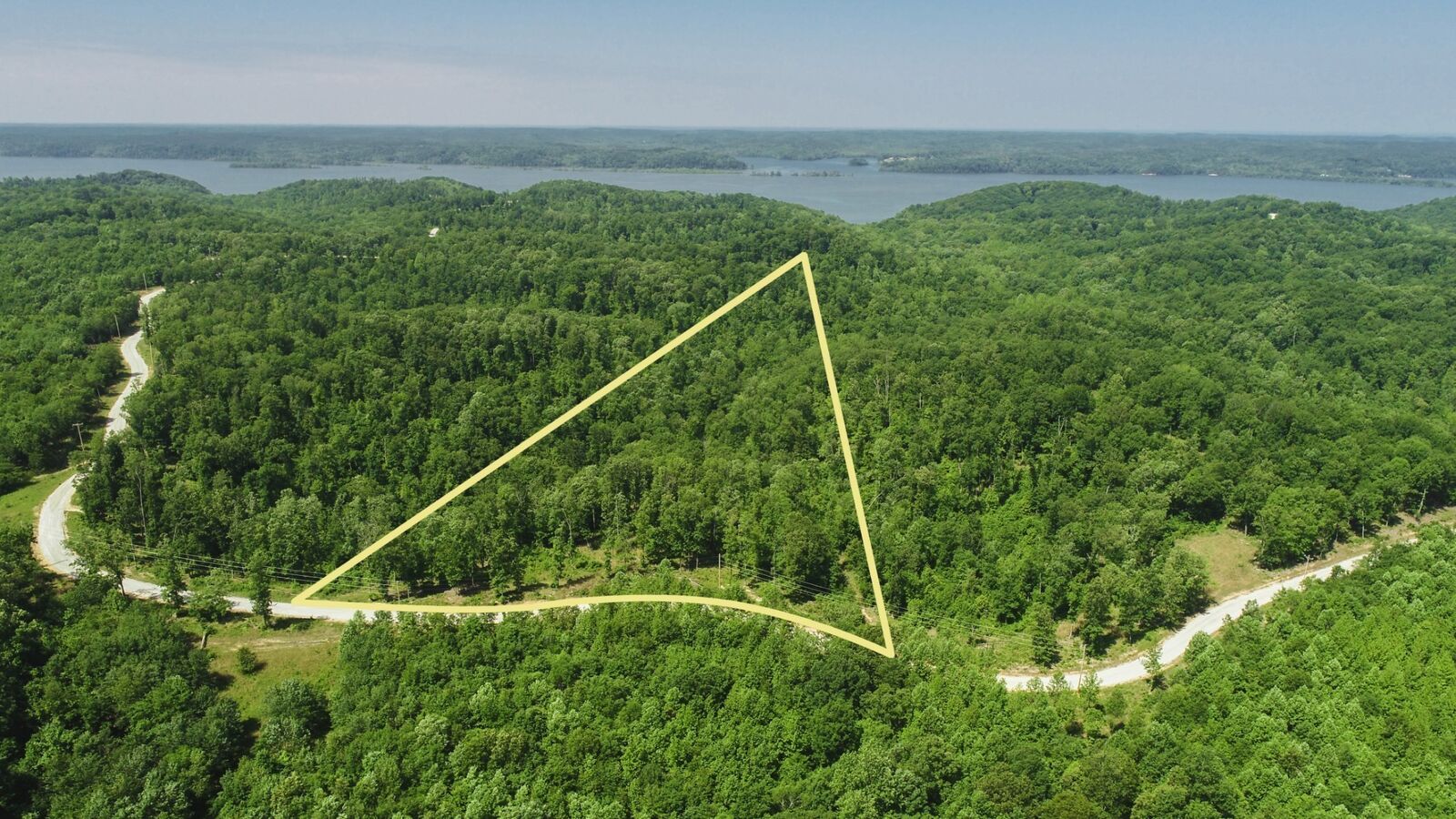Property Photo: 820 Overlook Trl TN 37175