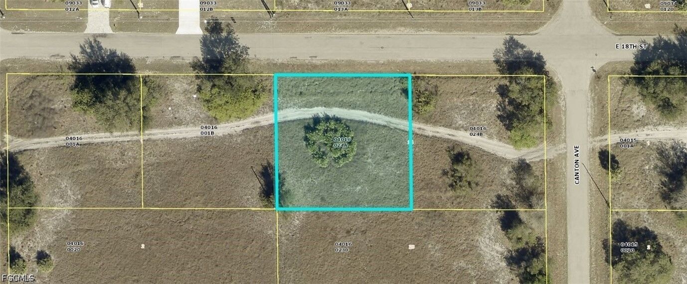 Property Photo:  3104 E 18th Street  FL 33972 