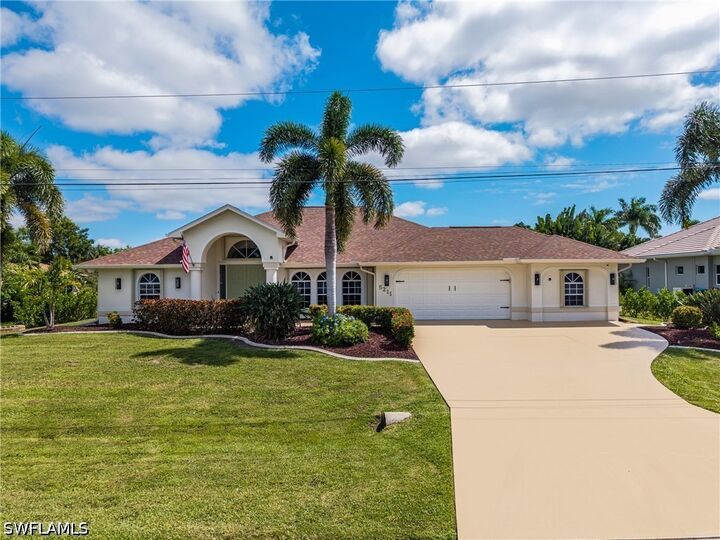 Property Photo:  5211 SW 27th Place  FL 33914 