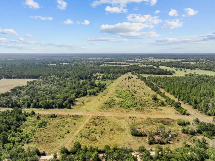 Property Photo: Pid 16299 Cr 4035 TX 75851