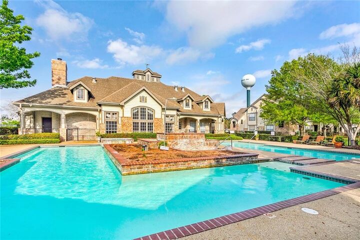 Property Photo: 350 Emerald Forest Boulevard 5204 LA 70433