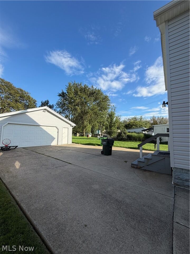 Property Photo:  717 McKinley Avenue  OH 44146 