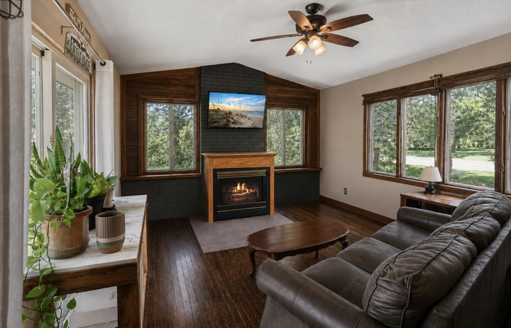Property Photo:  421 N Birch Street  MN 56373 