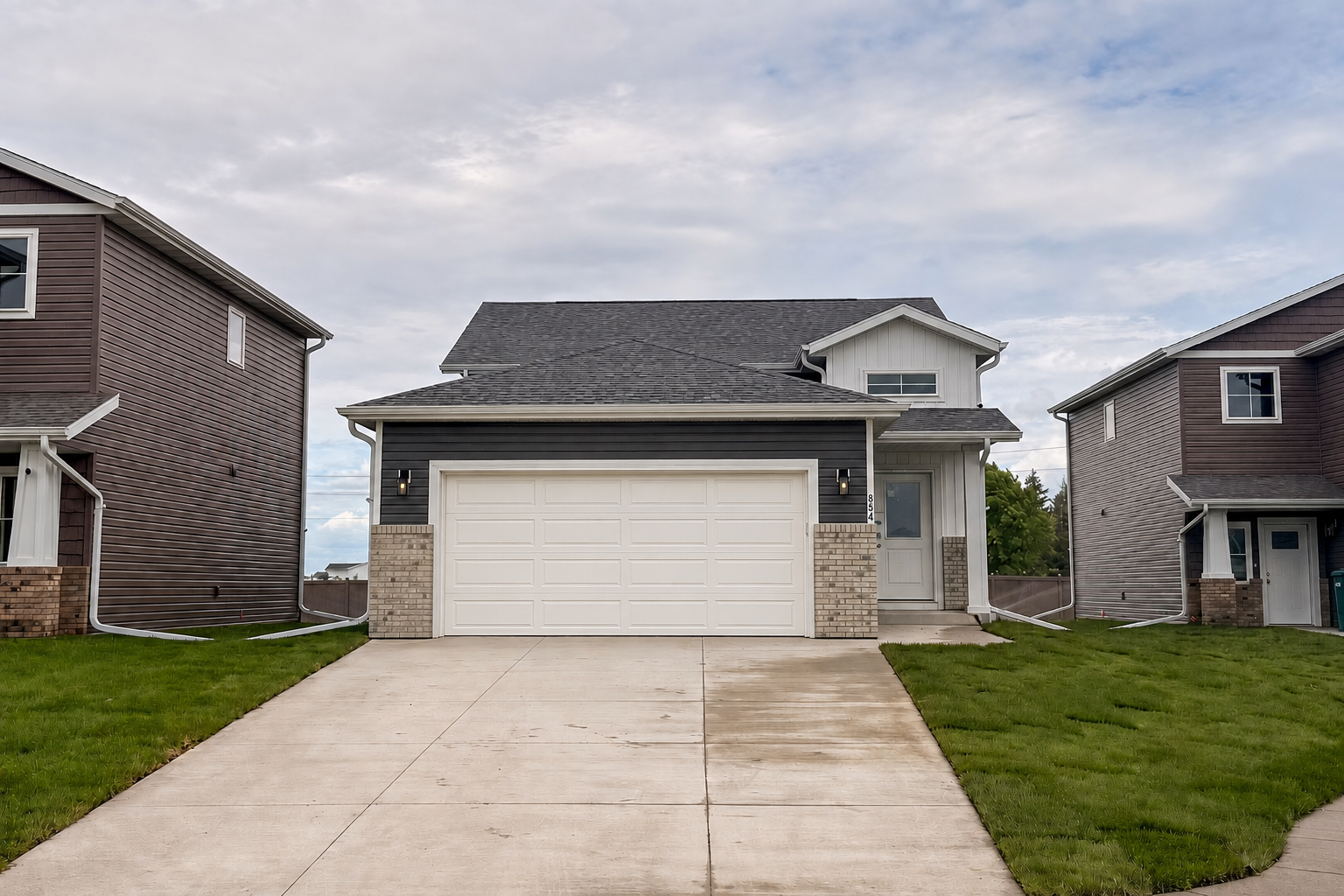 Property Photo:  854 1st Avenue  ND 58047 