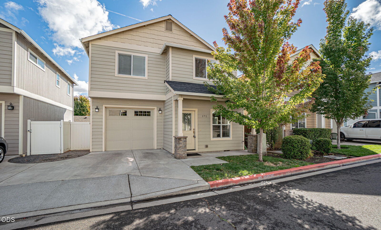 Property Photo:  171 Poppy Bay Place  OR 97540 