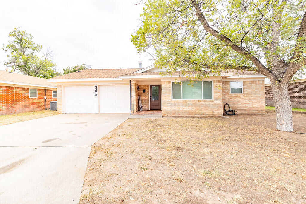 Property Photo:  1304 Ike Ave  TX 79756 