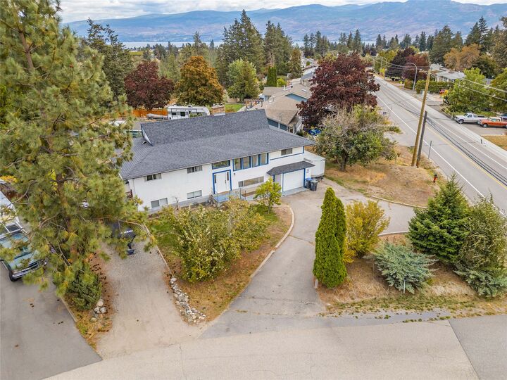 Property Photo: 3341 Webber Road BC V4T 1G6