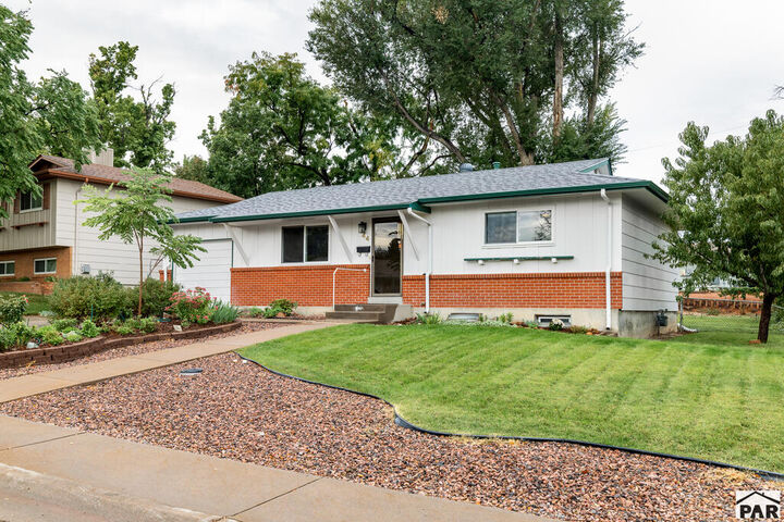 Property Photo:  44 Glenmore Rd  CO 81001 