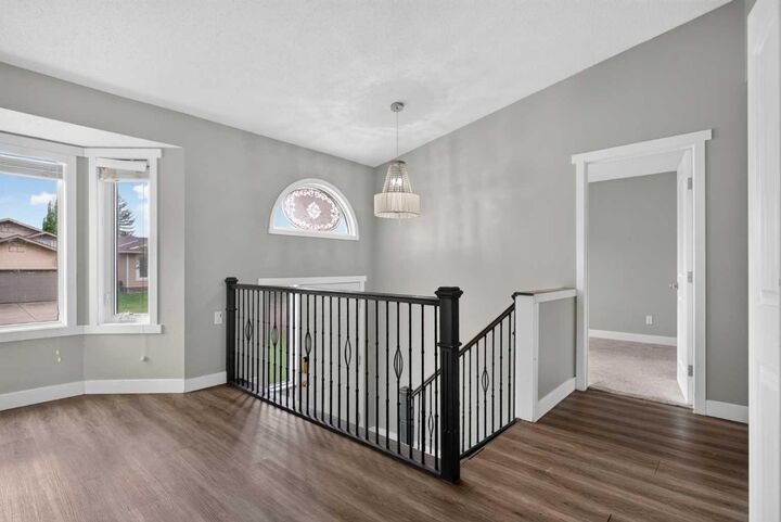 Property Photo: 48 Shawfield Road SW AB T2Y 1Y7