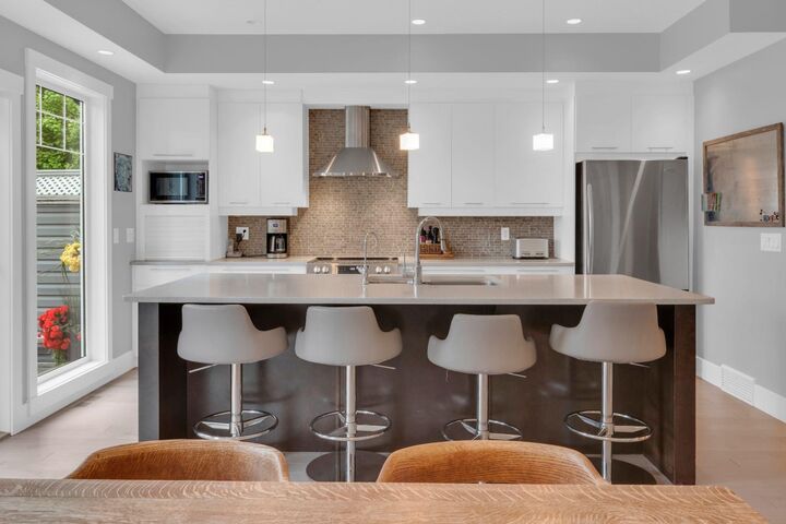 Property Photo:  4616 82 Street NW  AB T3B 2P7 