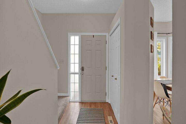 Property Photo:  169 Citadel Drive NW  AB T3G 4J5 