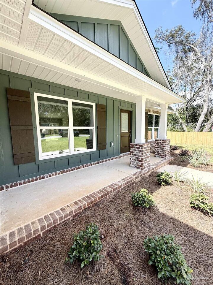 Property Photo: 2003 Blakely Ave FL 32507