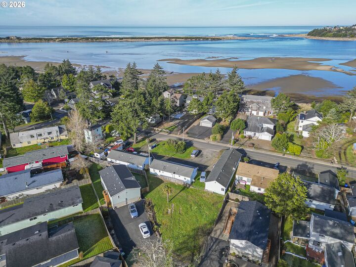 Property Photo: 6289 SW Jetty Ave OR 97367
