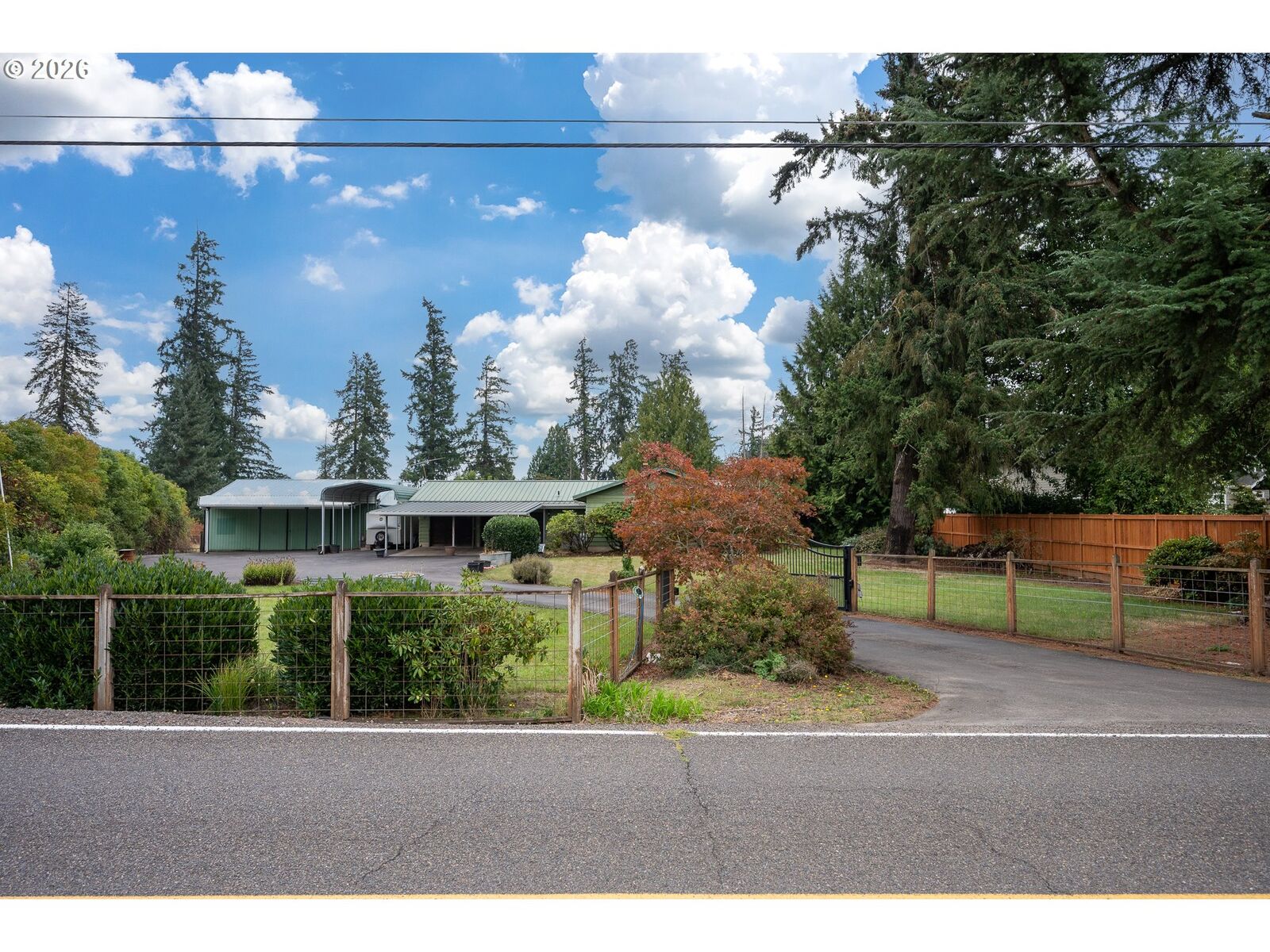 Property Photo: 13158 Donald Rd OR 97002