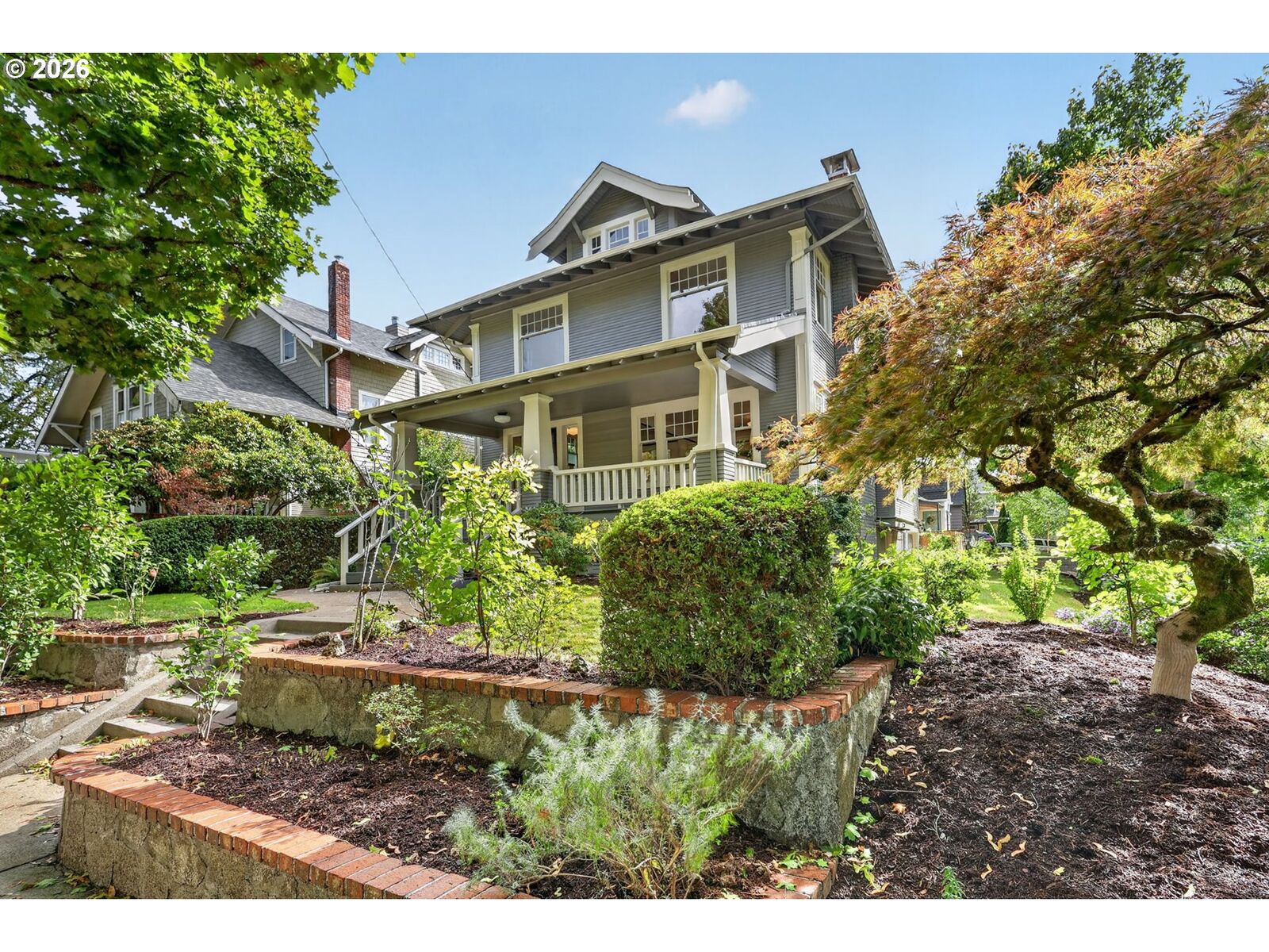Property Photo:  3610 NE Knott St  OR 97212 