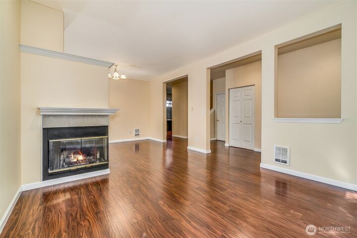 Property Photo:  18012 NE 94th Court 1  WA 98052 
