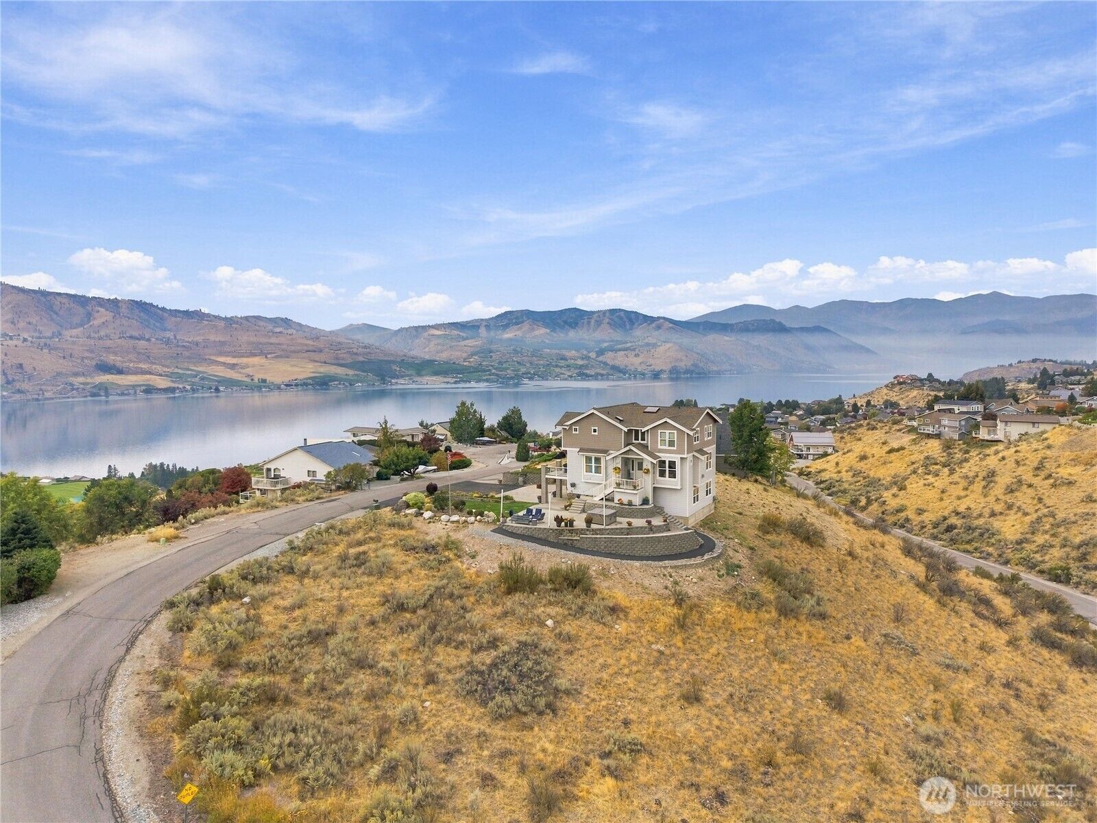 Property Photo: 200 Crescent Street WA 98816