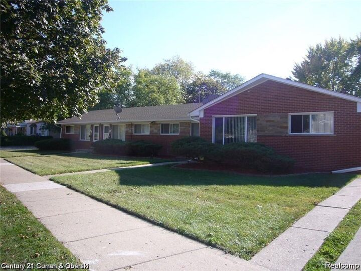 Property Photo: 1109 Montie Road MI 48146
