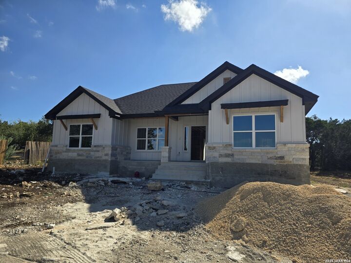 Property Photo:  1221 Lasso Loop  TX 78133 