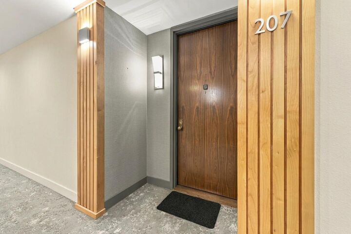 Property Photo:  2140 Santa Cruz Avenue A207  CA 94025 