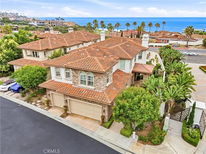 Property Photo:  2 Via Corsica  CA 92629 