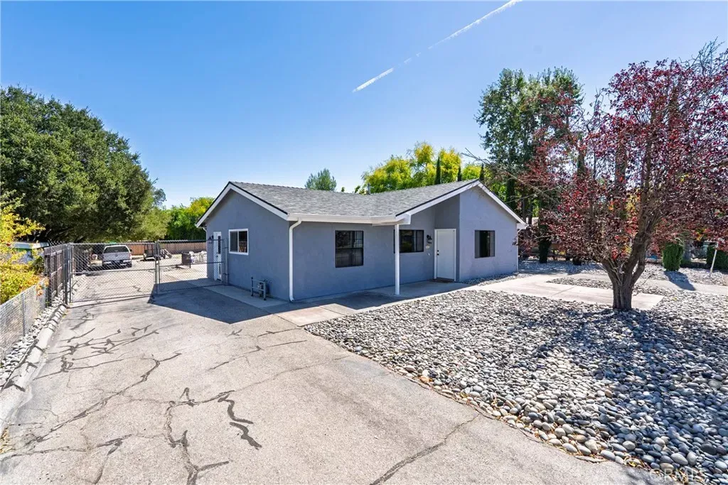 Property Photo:  8882 Palomar  CA 93422 