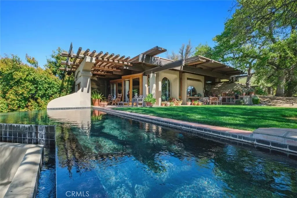 Property Photo:  19623 Road 211  CA 93626 