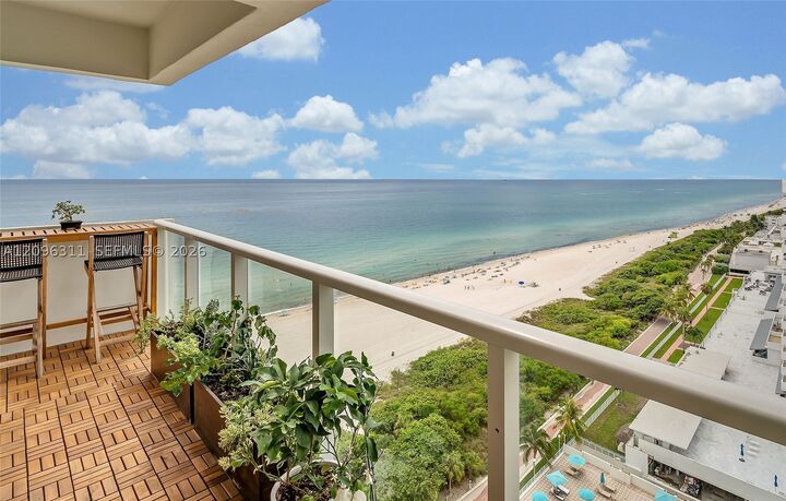 Property Photo:  5701 Collins Ave Ph14  FL 33140 