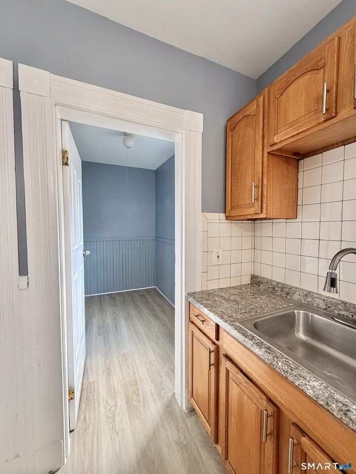 Property Photo:  32 Grace Street 2  CT 06511 